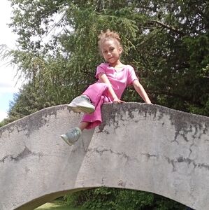 Meet your Posher, Rose